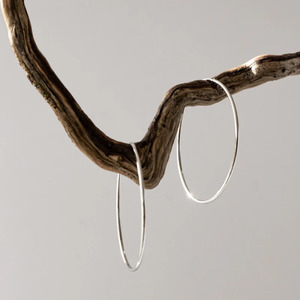 Accessories: Queen of the Foxes Fine Hoops Earrings - Silver