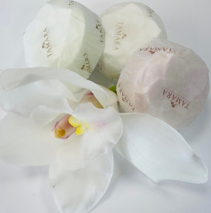 Bathroom: Essentially Tamara Individual Shower Burst No Bag (Assorted)