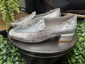Django Juliette: Django & Juliette Valvos Loafer - Silver
