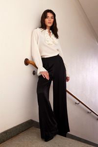 Rue de Femme Olana Pleat Pants - Black