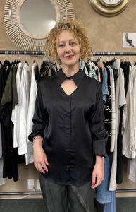 Adine Studio: Adine Studio Keyhole Satin Shirt - Black