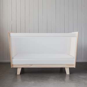 Products: Fohfum Uno Cot