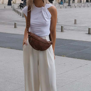 Handbags: Stitch & Hide | St Kilda Sling Bag | Taupe