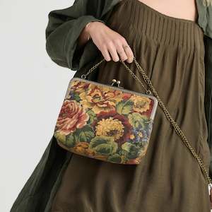 Bags Luggage: Nightingale Purse | Antique Bouquet