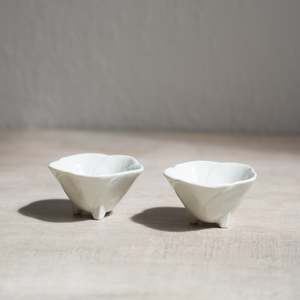 Platters Serveware: Japanese Ceramics | Petal Footed Dish | Milk White | Set/2