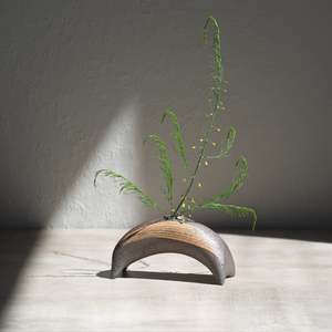 Japanese Ceramics | Shigaraki Vase | Bridge Kuro