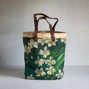 Bags Luggage: Swarm Tote Bag | Handbag | Orchid