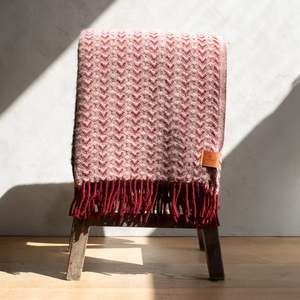 Klippan NZ Wool Blanket | Ilse | Bordeaux Pink