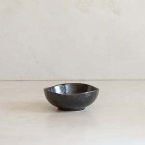 Japanese Ceramics | Uneven Bowl | Small | Matte Black