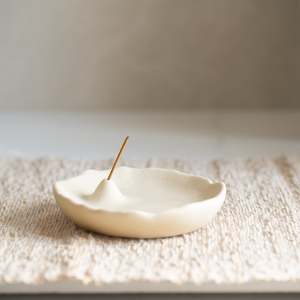 Candles Room Fragrance: Mont | Ceramic Incense Holder