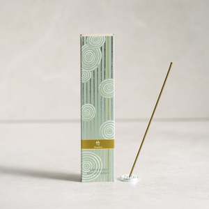 Japanese Incense | Hyakuraku | Bamboo with Holder