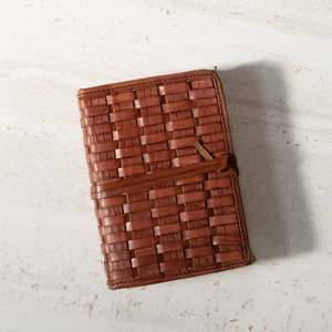 Gifts Under 100: Handmade Leather Journal | Entwine