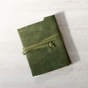 Handmade Leather Journal |  Kākāriki