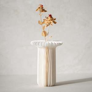 Honeycomb Vase | Mira | Natural