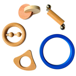 Montessori Play Boxes Nz: Grasping Hands - Mini