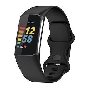 Fitbit Charge 5 & 6 Silicone Strap in Black - FoneBitz
