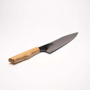 Nuz No. 3 - The Daily Knife