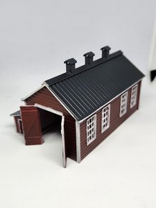 Reefton engine shed - N scale, painted - 3 Foot 6 Models