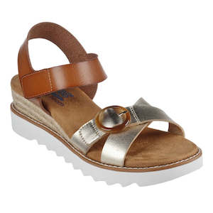 Skechers: Skechers Bobs Womens Desert Kiss Hi Divine Garden Champagne Tan