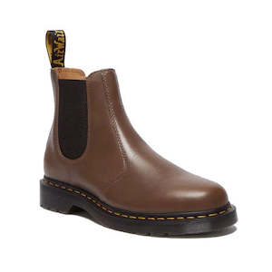 Dr Martens 2976 Chelsea Black Leather Pull On Boots: Dr Martens - 2976 YS Chelsea Boot Yellow Stitching Dark Khaki Legacy Brown