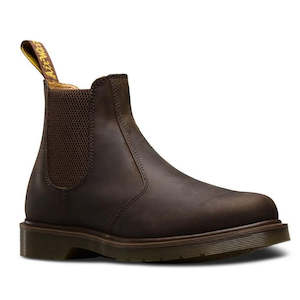 Dr Martens 2976 Chelsea Black Leather Pull On Boots: Dr Martens - 2976 Chelsea Boot Gaucho Crazy Horse Brown