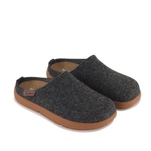Los Cabos Felton Graphic Black Women's Felted Slipper House Shoe