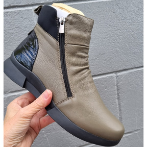 Alfie & Evie Justice Khaki Lo Leather Zip Ankle Boot Womens