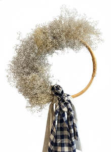 Wall Decor: Xtra Large 75cm Gyp Wreath