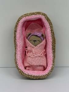 Nursery: Bear in a Basket (14cm)