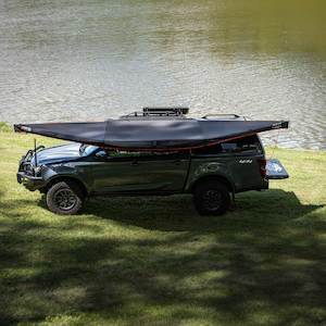 Freestanding 180 Degree 4WD Awning
