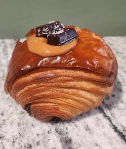 Products: DULCE DE LECHE PAIN AU CHOCOLAT