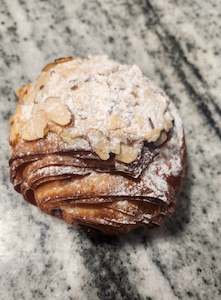 ALMOND PAIN AU CHOCOLAT