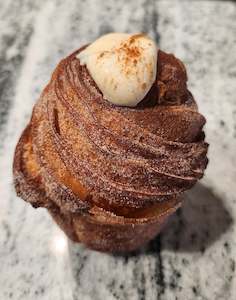 Products: CREME DIPLOMAT CRUFFIN