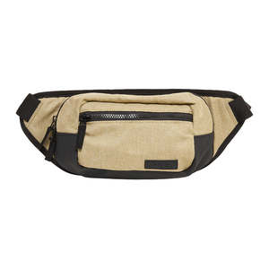 0 06 Cbm: OAKLEY Transit Belt Bag