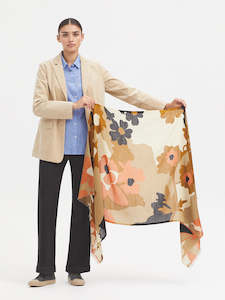 Nice Things Garden Print Scarf - Persimon