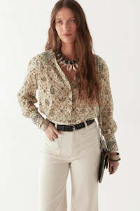 Maison Hotel Anne Blouse - Vanilla