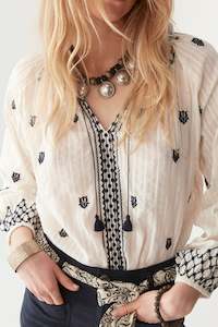 Maison Hotel: Maison Hotel Sybille Blouse - Blue Lagoon