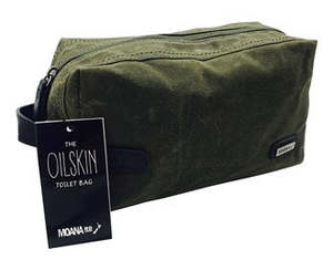 Organisation Storage: Oilskin Toiletry Bag