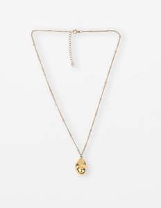 Earrings: Nugget Pendent Necklace