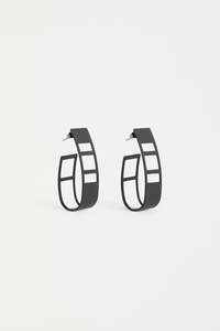 Skeni Earring