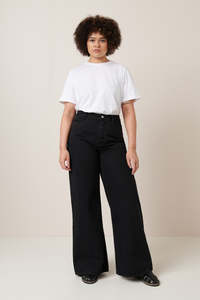 LAST ONE | Kowtow - High Puddle Jeans - Black Denim