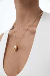 Nina Gordon - Drop Necklace - Gold