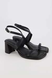 Footwear: Bronwyn - Lexi - Black