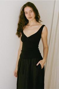 Dominique Healy - Jill Tank - Black
