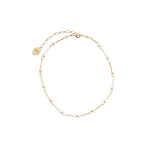 Necklaces: Modern Pearl Necklace