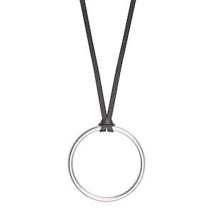 Necklaces: Single Circle Necklace
