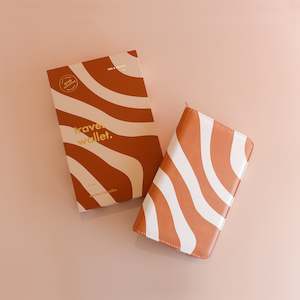 Travel: Rust Swirl Travel Wallet