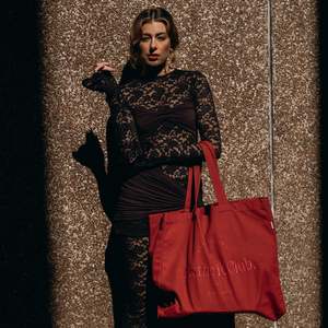 F&F Aesthetic Club Weekend Bag - Cherry