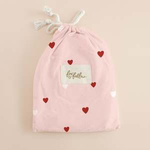 Under 75: Little Hearts Organic Fitted Cot Sheet