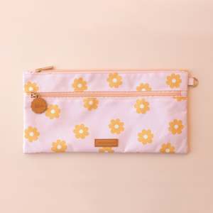 Nothingover35: Daisy Chain Large Pencil Case